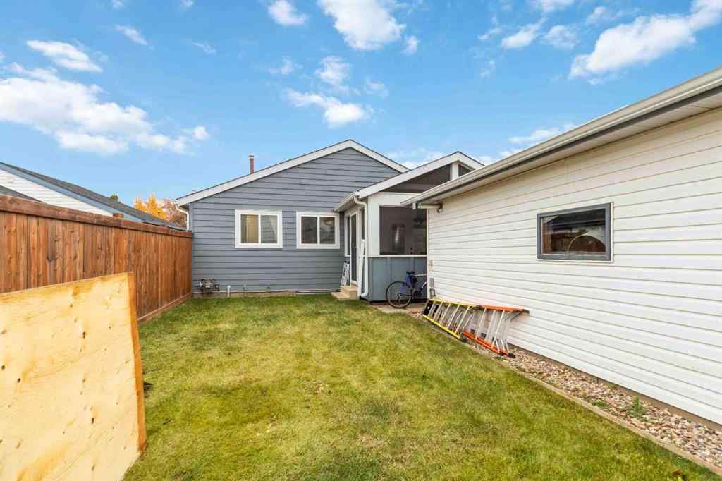 MLS® A2265902 - 137 Bird Crescent  in Thickwood Fort McMurray, Residential