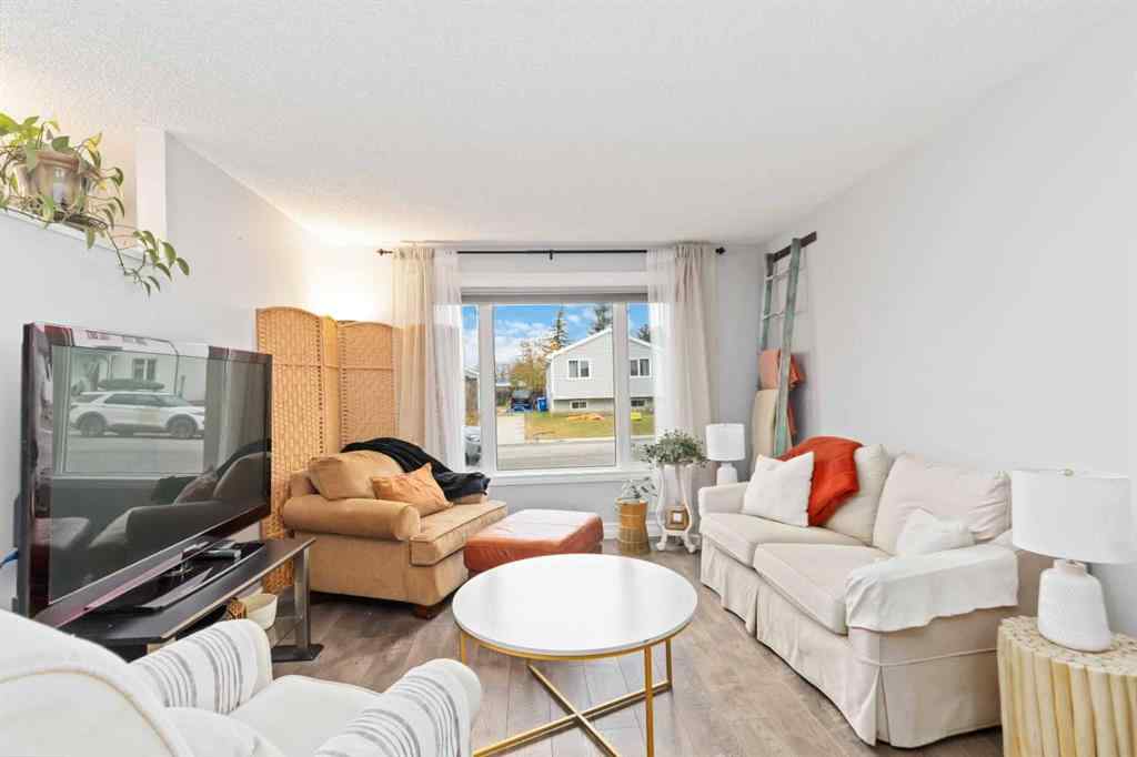 MLS® A2265902 - 137 Bird Crescent  in Thickwood Fort McMurray, Residential