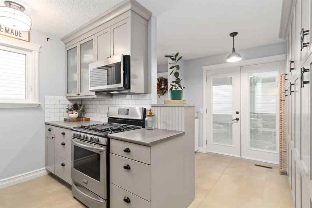 MLS® A2265902 - 137 Bird Crescent  in Thickwood Fort McMurray, Residential