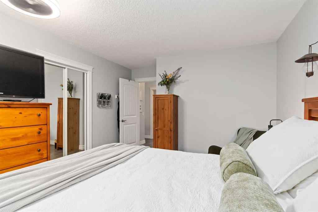 MLS® A2265902 - 137 Bird Crescent  in Thickwood Fort McMurray, Residential