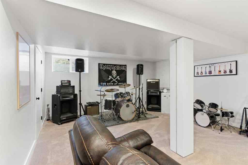 MLS® A2265904 - 74 Evansbrooke Way NW in Evanston Calgary, Residential