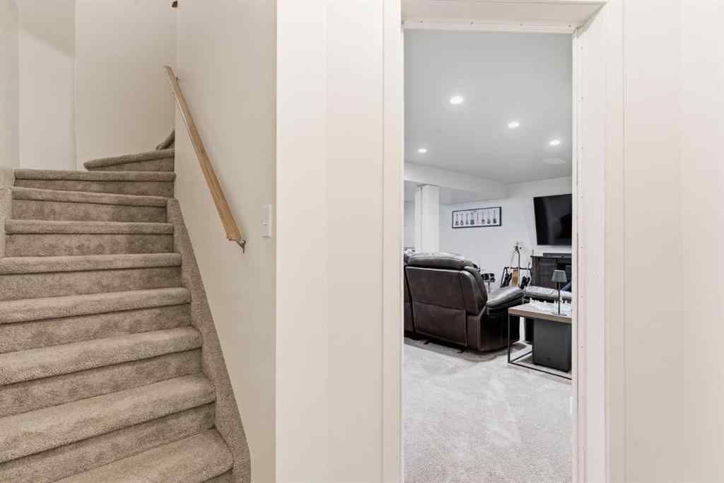 MLS® A2265904 - 74 Evansbrooke Way NW in Evanston Calgary, Residential