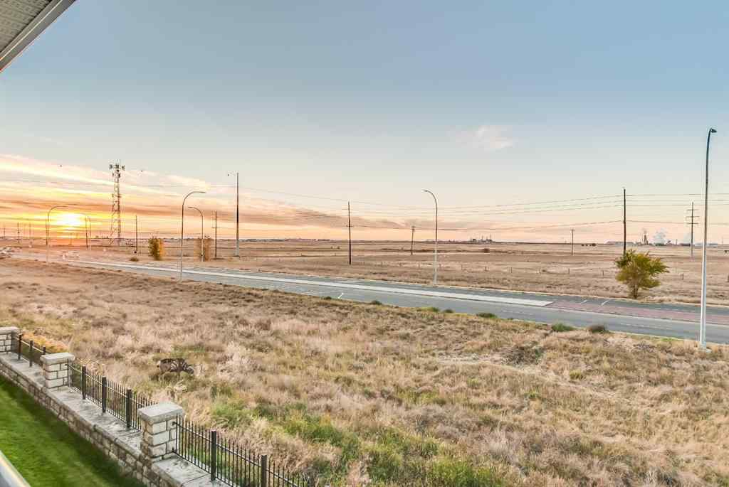 MLS® A2265908 - 208 Northlands Pointe NE in Northeast Crescent Heights Medicine Hat, Residential