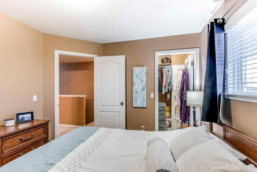 MLS® A2265908 - 208 Northlands Pointe NE in Northeast Crescent Heights Medicine Hat, Residential