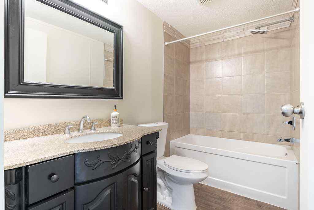 MLS® A2265909 - 37 Lake Stafford Crescent  in North End Brooks, Mobile