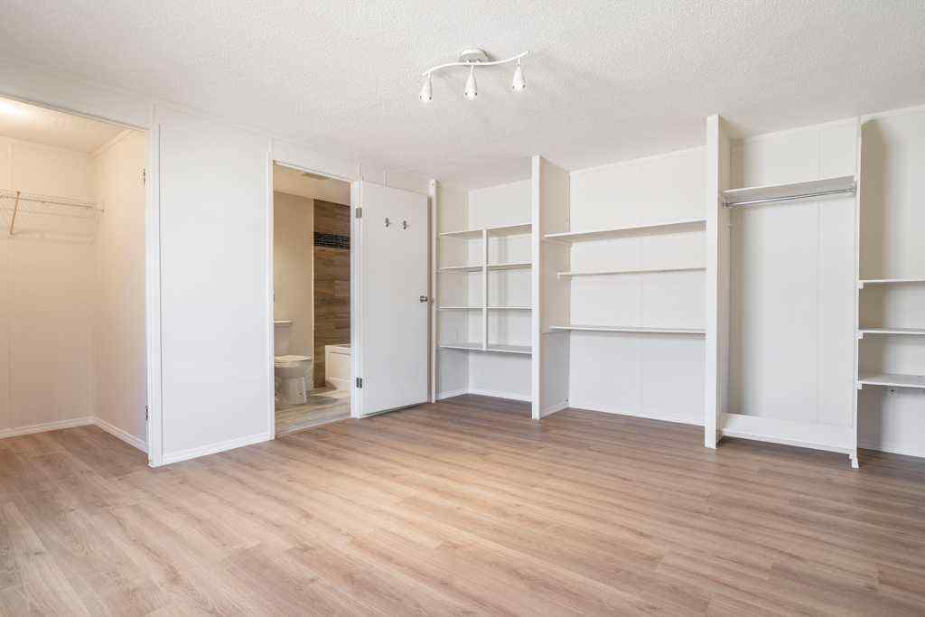 MLS® A2265909 - 37 Lake Stafford Crescent  in North End Brooks, Mobile