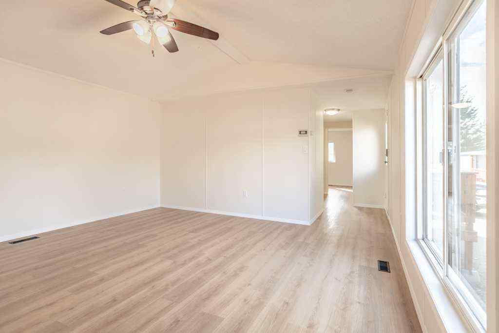 MLS® A2265909 - 37 Lake Stafford Crescent  in North End Brooks, Mobile