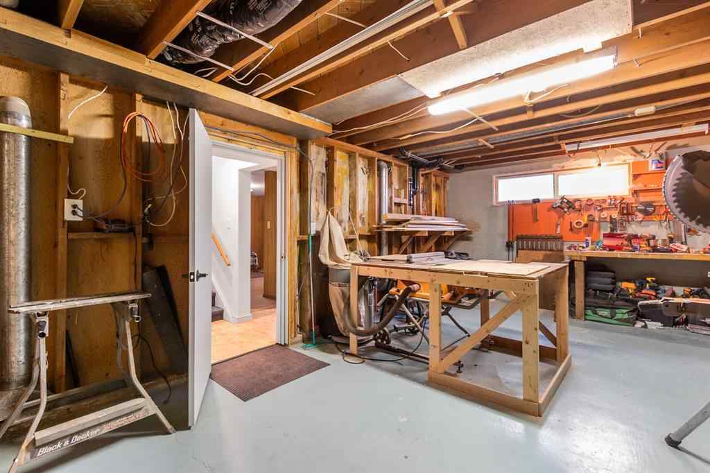 MLS® A2265912 - 5301 44 Street  in NONE Olds, Residential