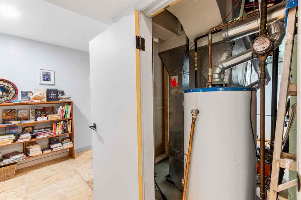 MLS® A2265912 - 5301 44 Street  in NONE Olds, Residential