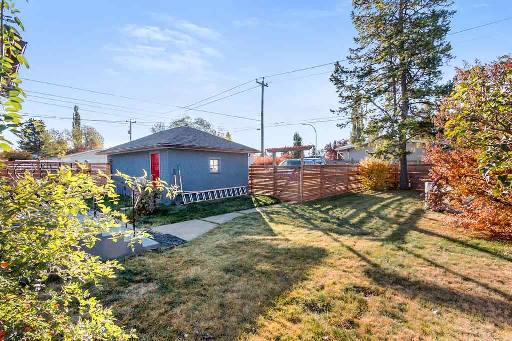 MLS® A2265912 - 5301 44 Street  in NONE Olds, Residential