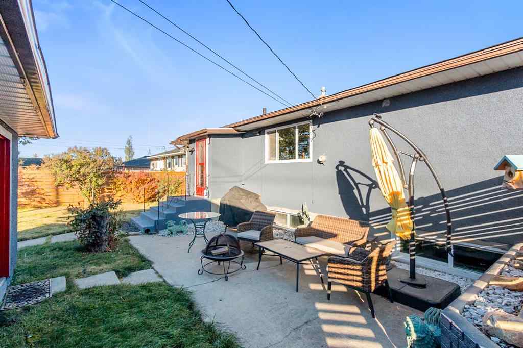 MLS® A2265912 - 5301 44 Street  in NONE Olds, Residential