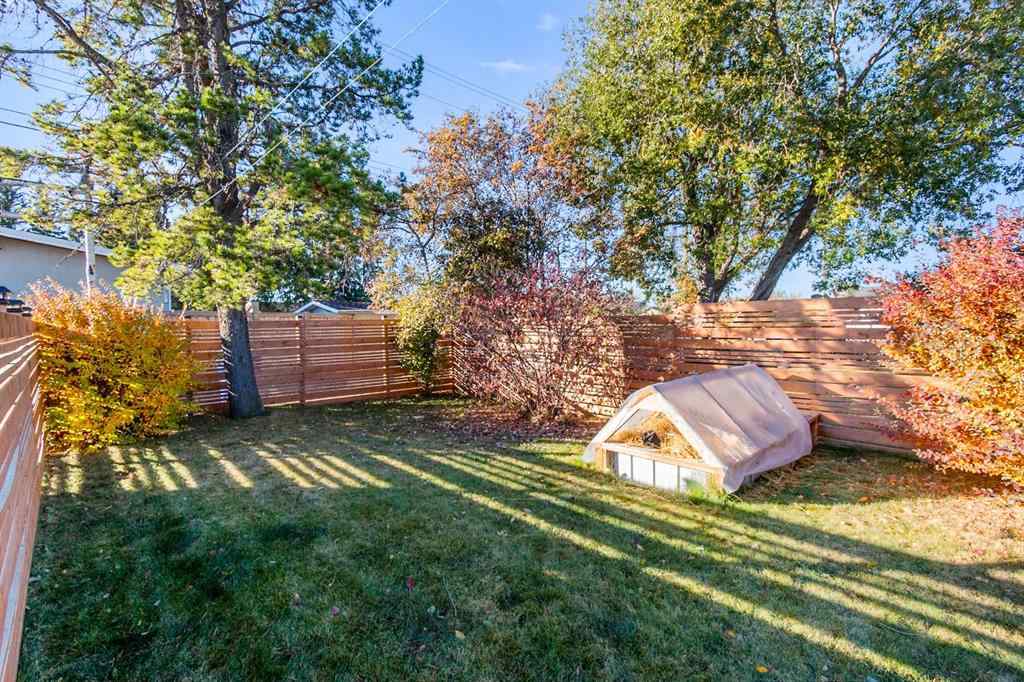 MLS® A2265912 - 5301 44 Street  in NONE Olds, Residential