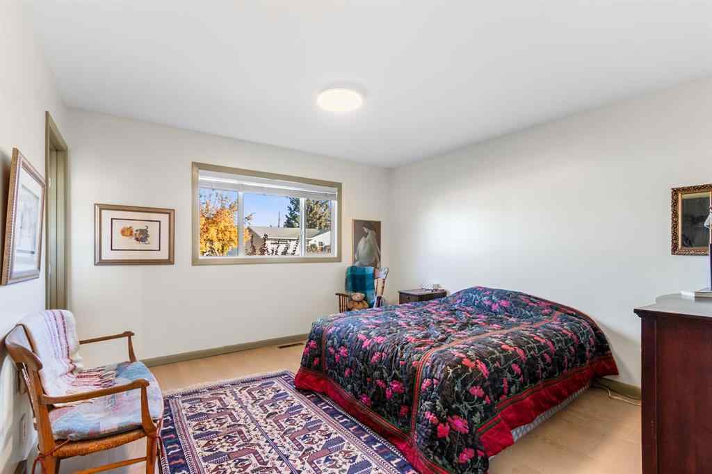 MLS® A2265912 - 5301 44 Street  in NONE Olds, Residential