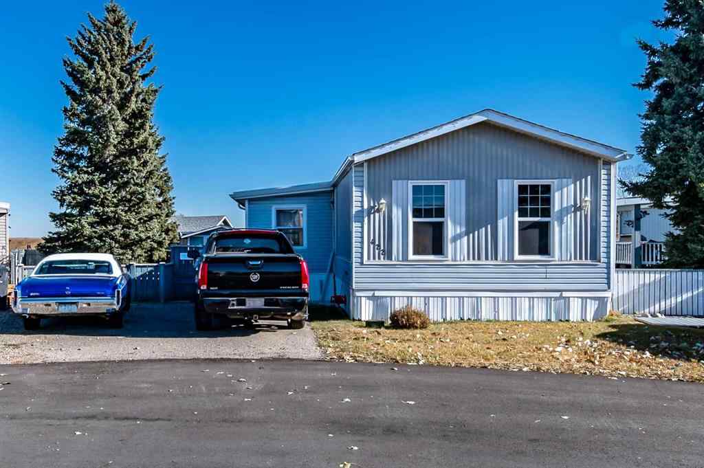 MLS® A2265914 - 422 Homestead Trail SE in Southeast Central High River High River, Mobile