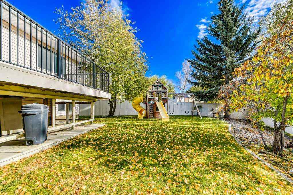 MLS® A2265918 - 222 Diamond Court SE in Diamond Cove Calgary, Residential