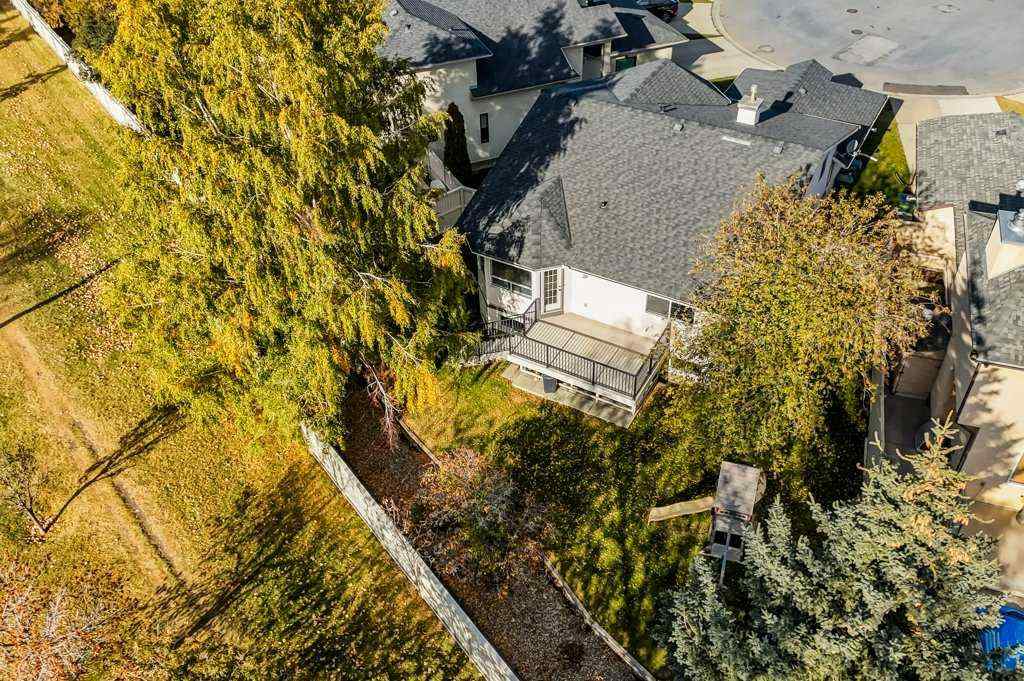 MLS® A2265918 - 222 Diamond Court SE in Diamond Cove Calgary, Residential