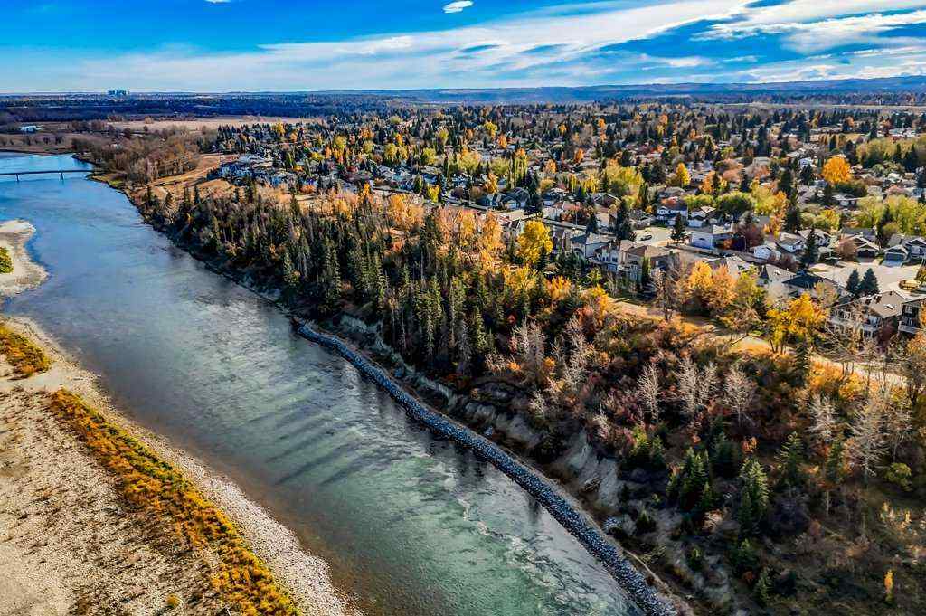 MLS® A2265918 - 222 Diamond Court SE in Diamond Cove Calgary, Residential