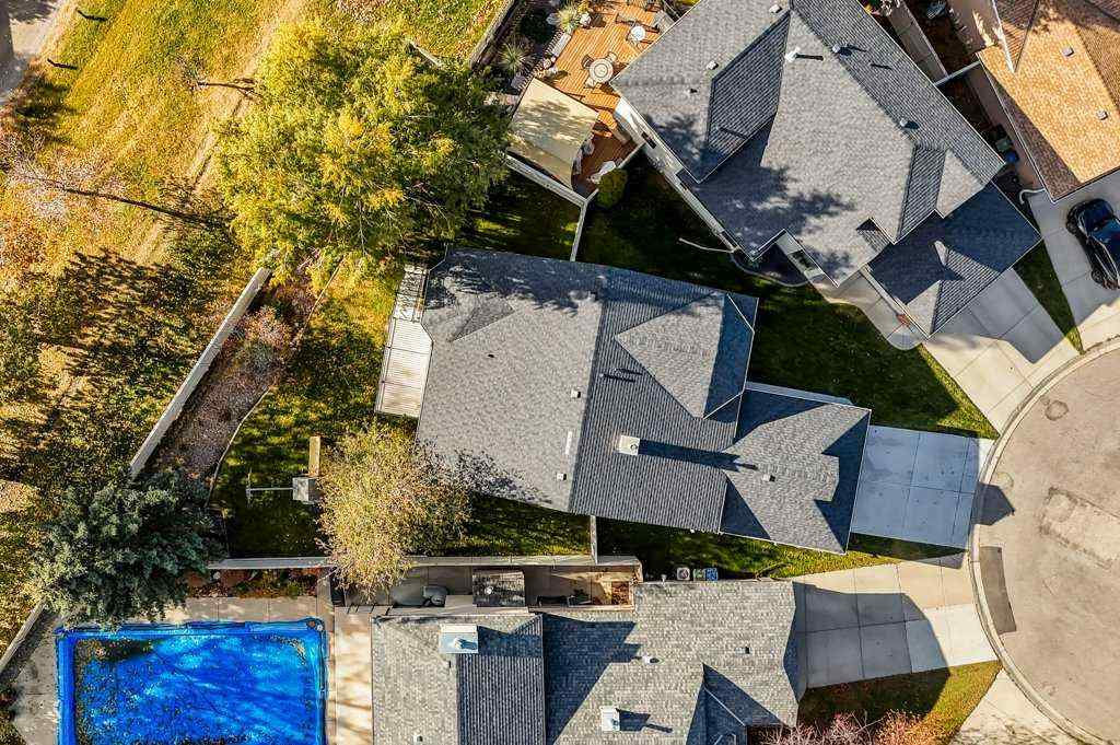 MLS® A2265918 - 222 Diamond Court SE in Diamond Cove Calgary, Residential