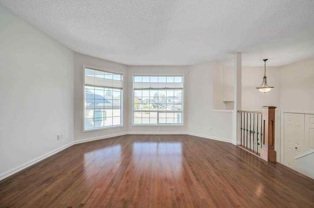 MLS® A2265918 - 222 Diamond Court SE in Diamond Cove Calgary, Residential