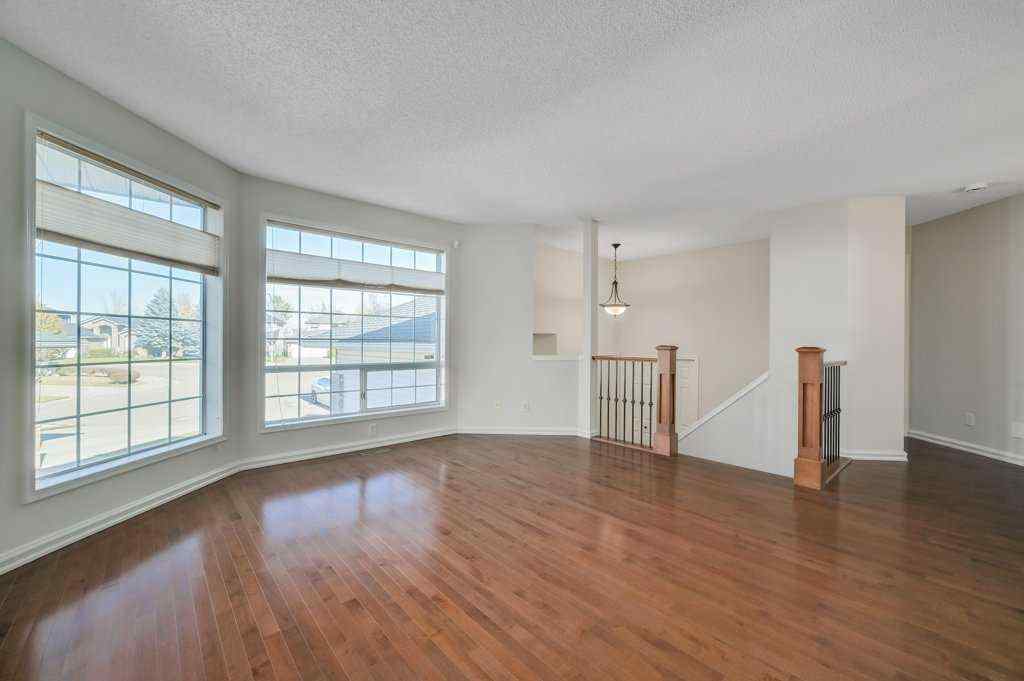 MLS® A2265918 - 222 Diamond Court SE in Diamond Cove Calgary, Residential