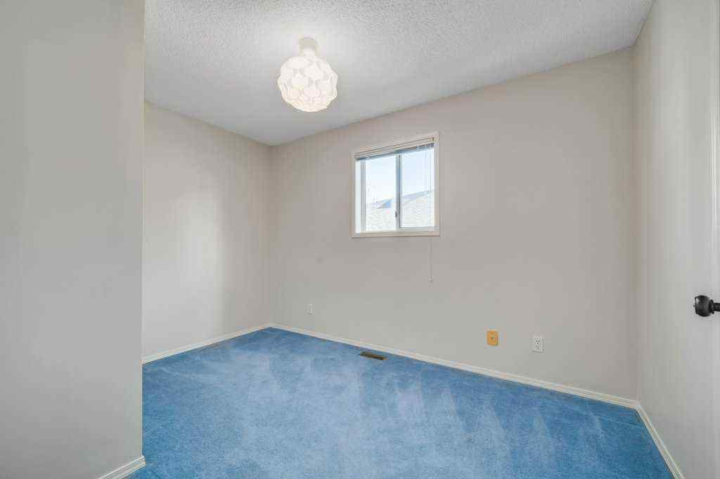 MLS® A2265918 - 222 Diamond Court SE in Diamond Cove Calgary, Residential