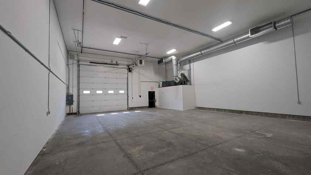 MLS® A2265919 - 3036 36 Street N in Sherring Industrial Park Lethbridge, Commercial