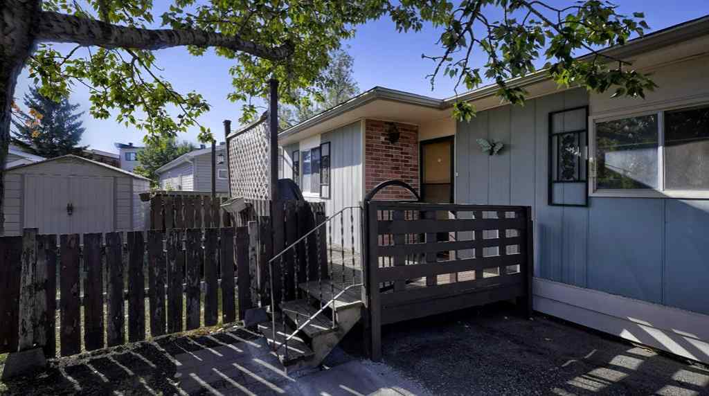 MLS® A2265922 - Unit #90 83 3223 Street NW in Greenview Calgary, Mobile