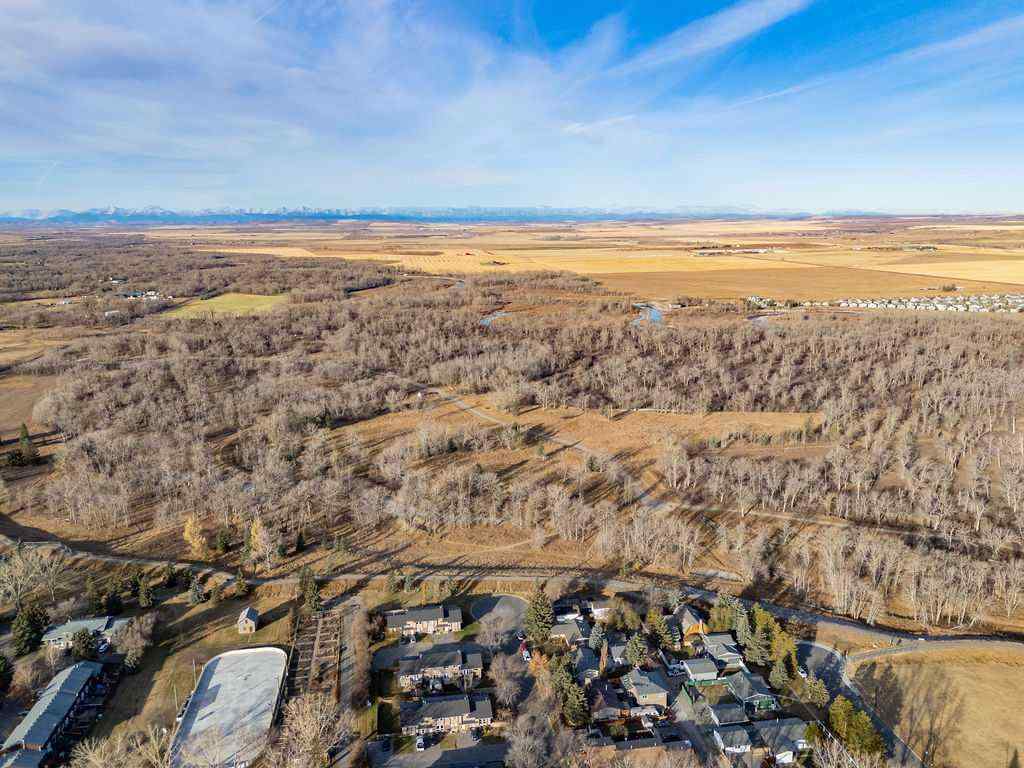 MLS® A2265926 - 1012 8 Street SW in NONE High River, Residential