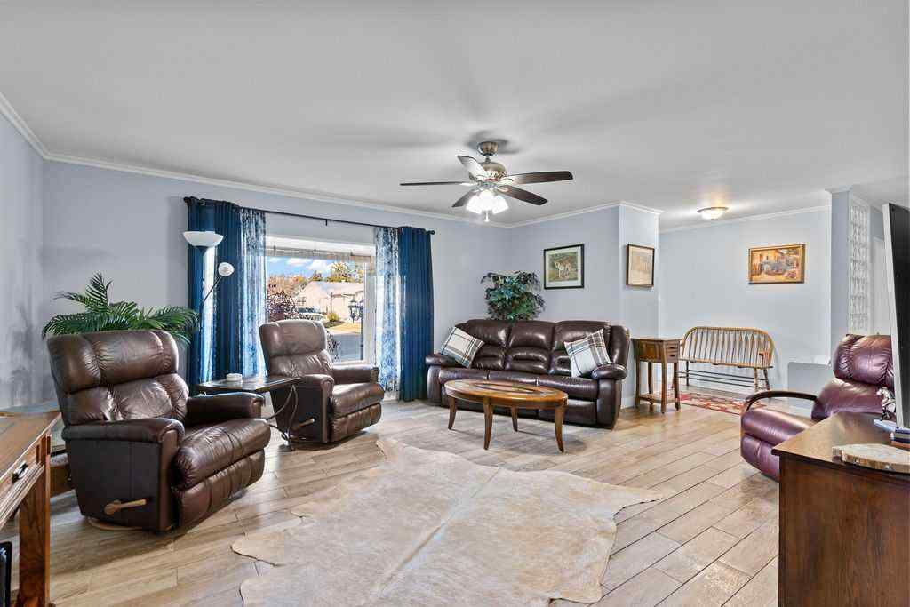 MLS® A2265926 - 1012 8 Street SW in NONE High River, Residential