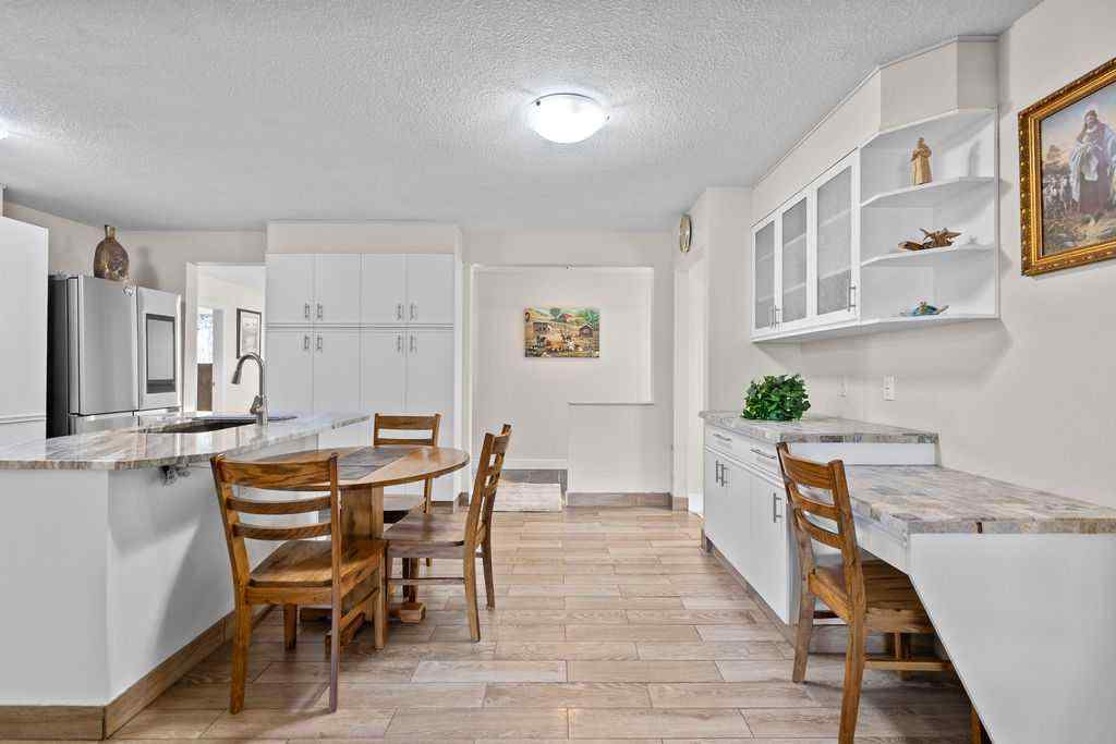 MLS® A2265926 - 1012 8 Street SW in NONE High River, Residential