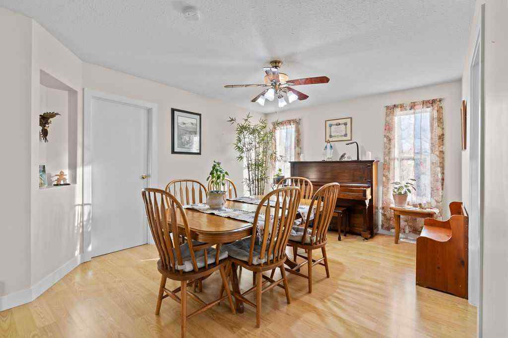 MLS® A2265926 - 1012 8 Street SW in NONE High River, Residential