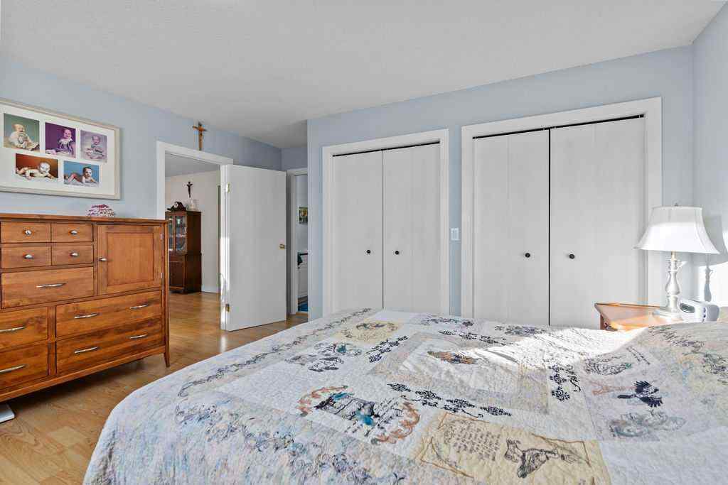 MLS® A2265926 - 1012 8 Street SW in NONE High River, Residential