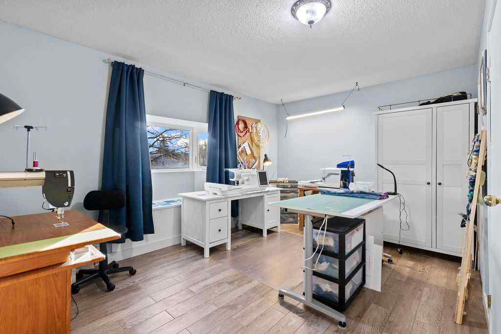 MLS® A2265926 - 1012 8 Street SW in NONE High River, Residential