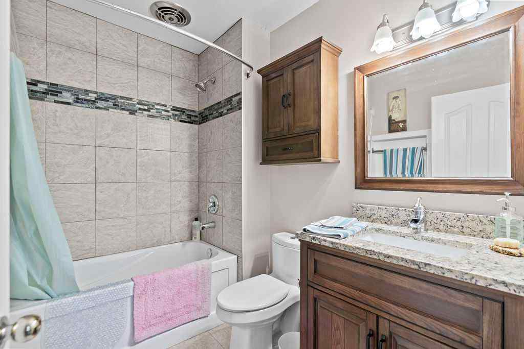 MLS® A2265926 - 1012 8 Street SW in NONE High River, Residential