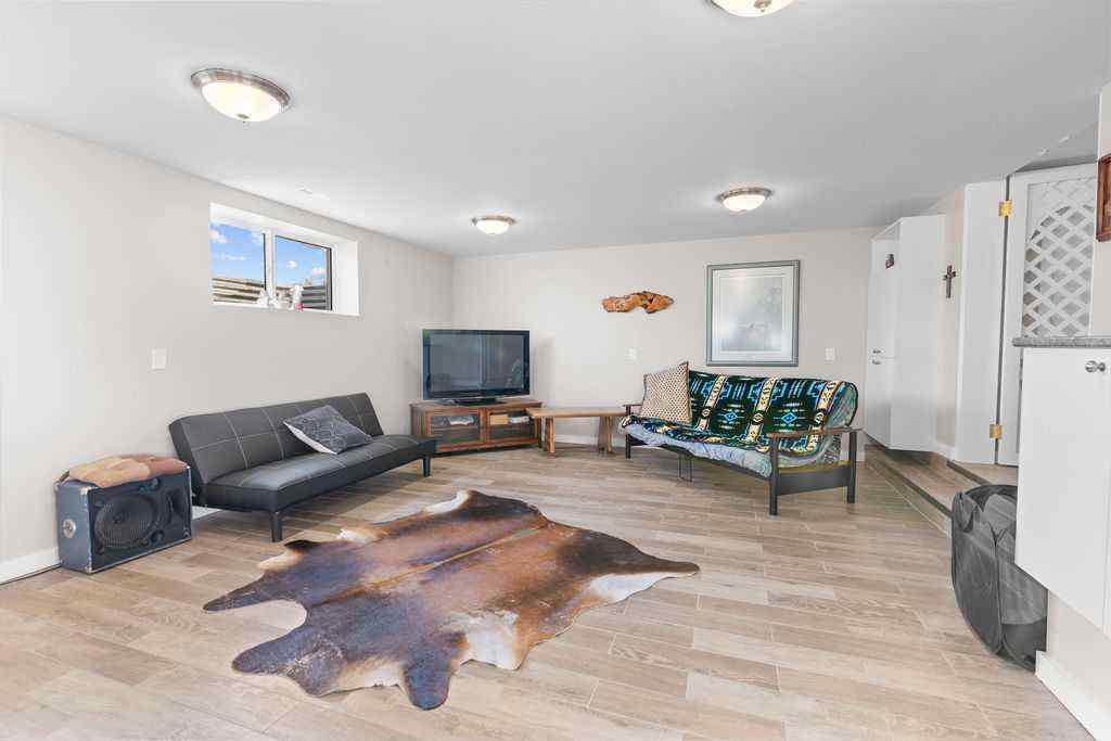 MLS® A2265926 - 1012 8 Street SW in NONE High River, Residential