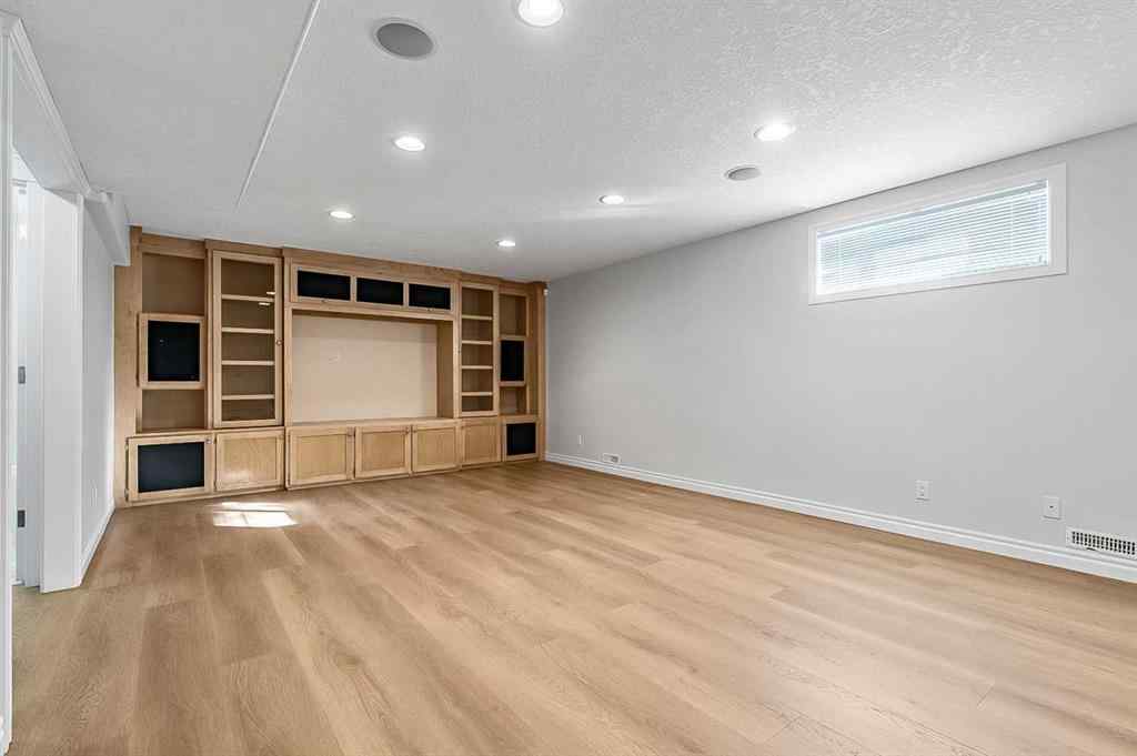 MLS® A2265927 - 287 Crystal Shores Drive  in Crystal Shores Okotoks, Residential