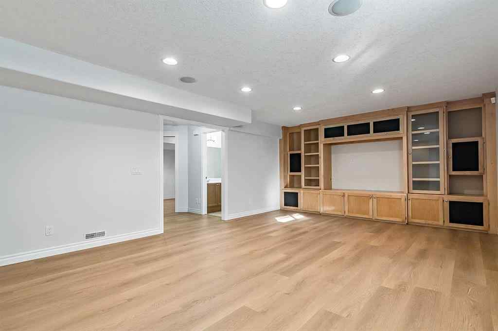 MLS® A2265927 - 287 Crystal Shores Drive  in Crystal Shores Okotoks, Residential