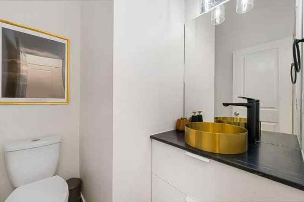 MLS® A2265933 - 184 Sage Valley Drive NW in Sage Hill Calgary, Residential