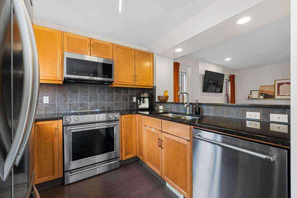 MLS® A2265933 - 184 Sage Valley Drive NW in Sage Hill Calgary, Residential