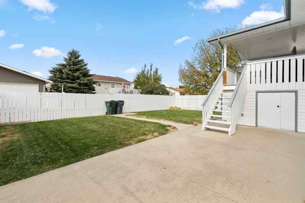 MLS® A2265937 - 361 Sprague Way SE in SE Southridge Medicine Hat, Residential