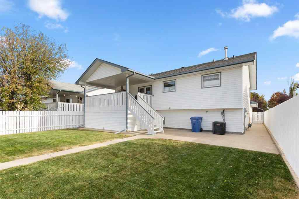 MLS® A2265937 - 361 Sprague Way SE in SE Southridge Medicine Hat, Residential