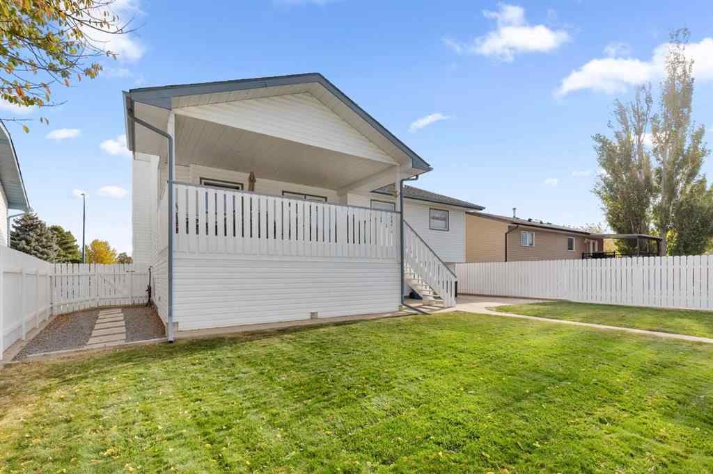 MLS® A2265937 - 361 Sprague Way SE in SE Southridge Medicine Hat, Residential