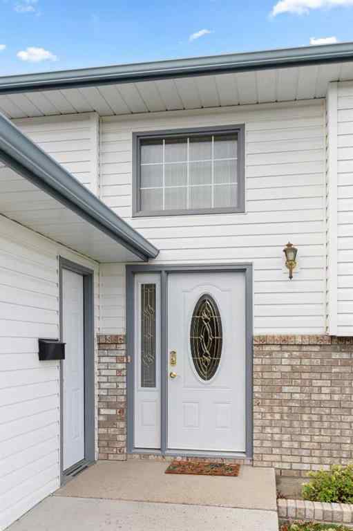 MLS® A2265937 - 361 Sprague Way SE in SE Southridge Medicine Hat, Residential