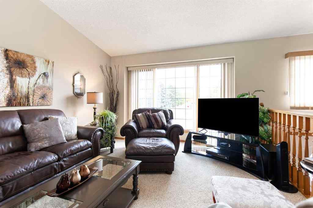 MLS® A2265937 - 361 Sprague Way SE in SE Southridge Medicine Hat, Residential