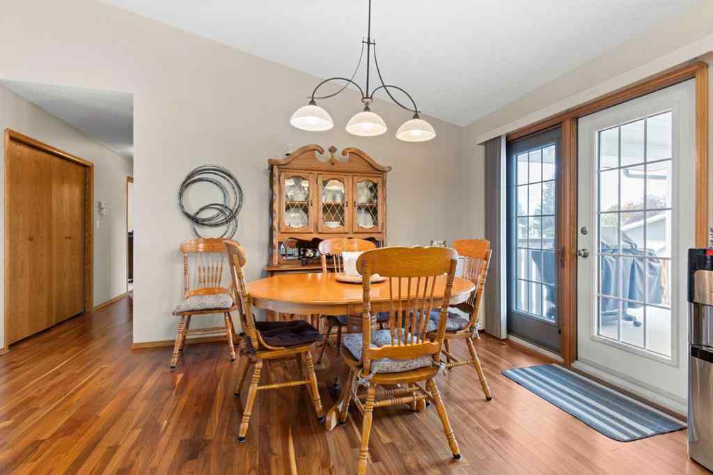 MLS® A2265937 - 361 Sprague Way SE in SE Southridge Medicine Hat, Residential