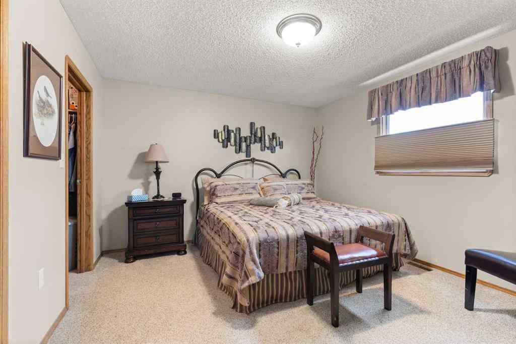 MLS® A2265937 - 361 Sprague Way SE in SE Southridge Medicine Hat, Residential