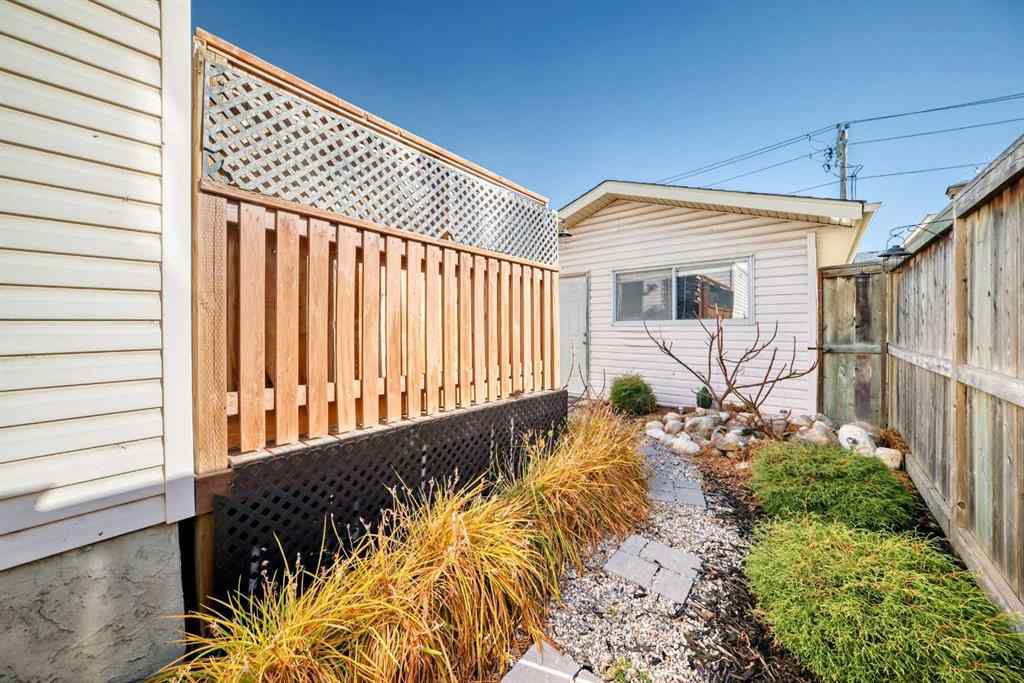 MLS® A2265939 - 56 Applecroft Road SE in Applewood Park Calgary, Residential