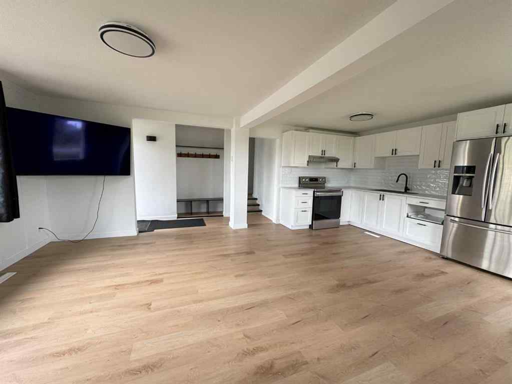 MLS® A2265942 - Unit #A 9513 108 Avenue  in Hillside Grande Prairie, Rental