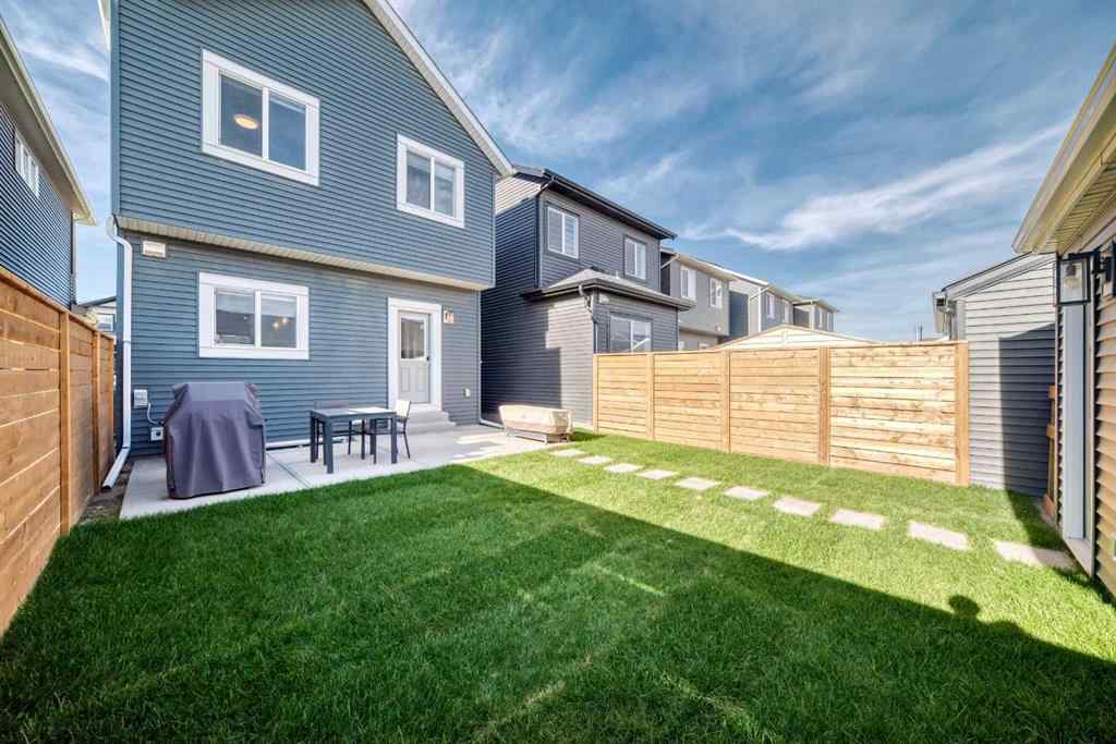 MLS® A2265943 - 934 Cobblemore Common SW in Cobblestone Creek Airdrie, Residential