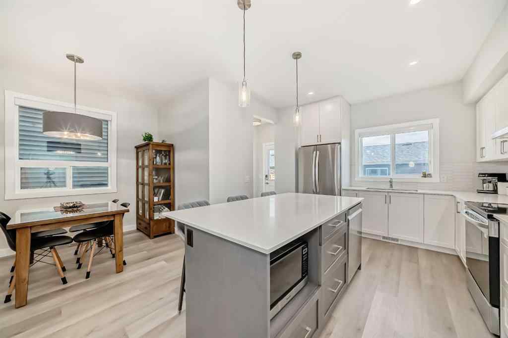 MLS® A2265943 - 934 Cobblemore Common SW in Cobblestone Creek Airdrie, Residential